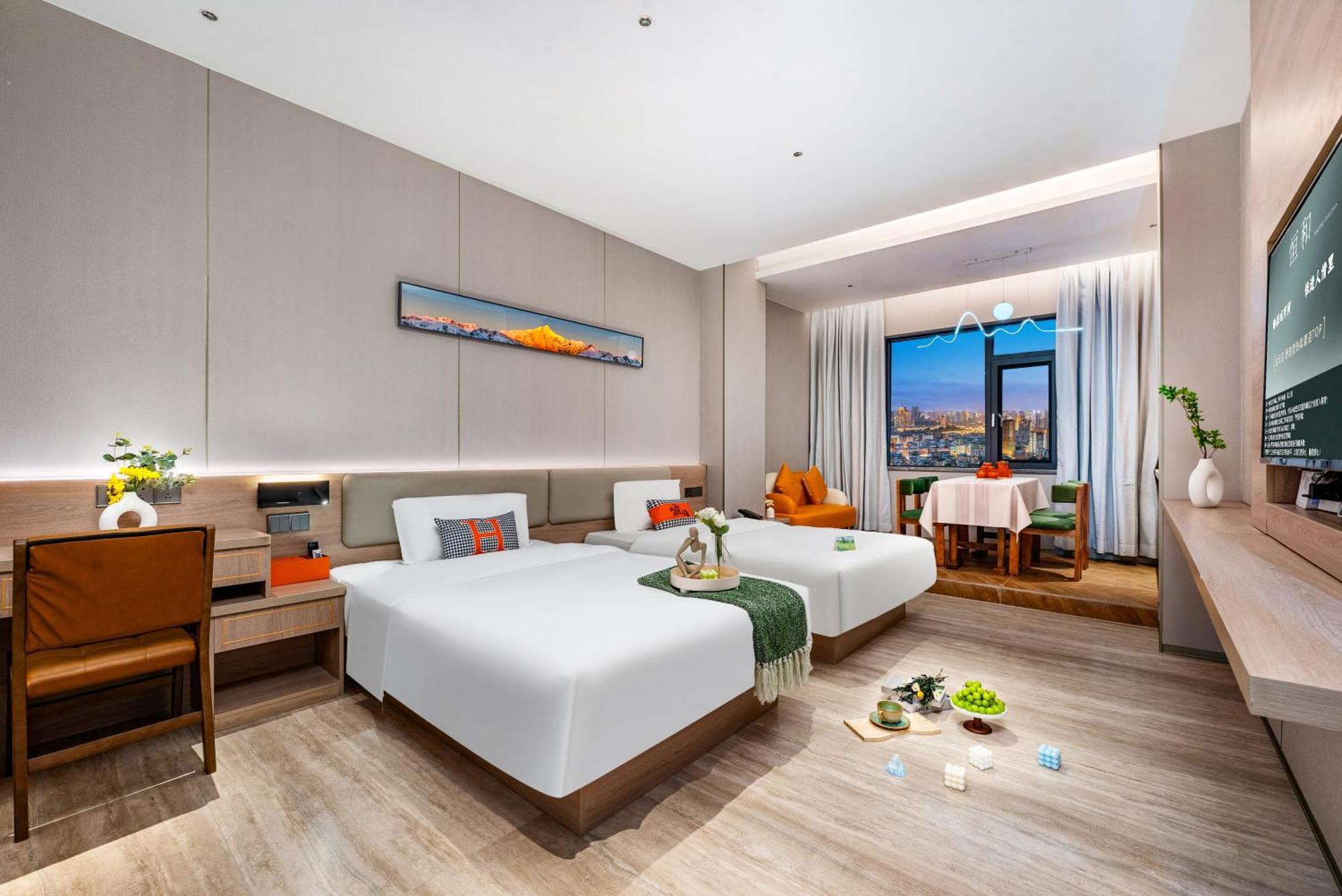 Henghe Selected S Design Hotel - Flagship Store Of Guangzhou Baiyun Railway Station International Convention Center--Reputation Preferred Esterno foto